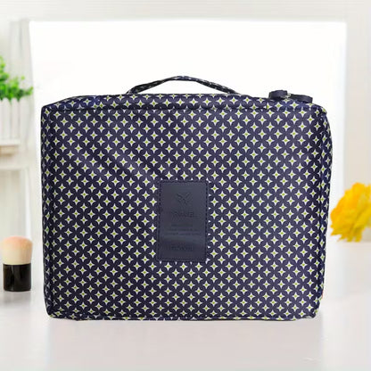 Stylish Travel Makeup Organizer - Large Capacity Cosmetic Bag