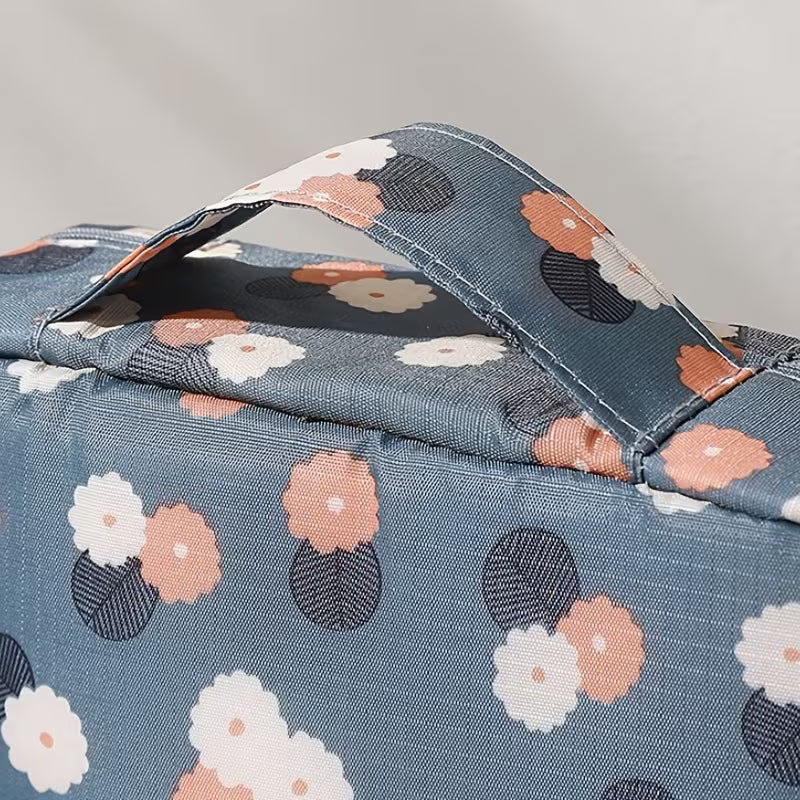 Stylish Travel Makeup Organizer - Large Capacity Cosmetic Bag
